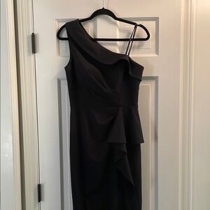 Vince Camuto Black Asymmetrical One-Shoulder Maxi Dress